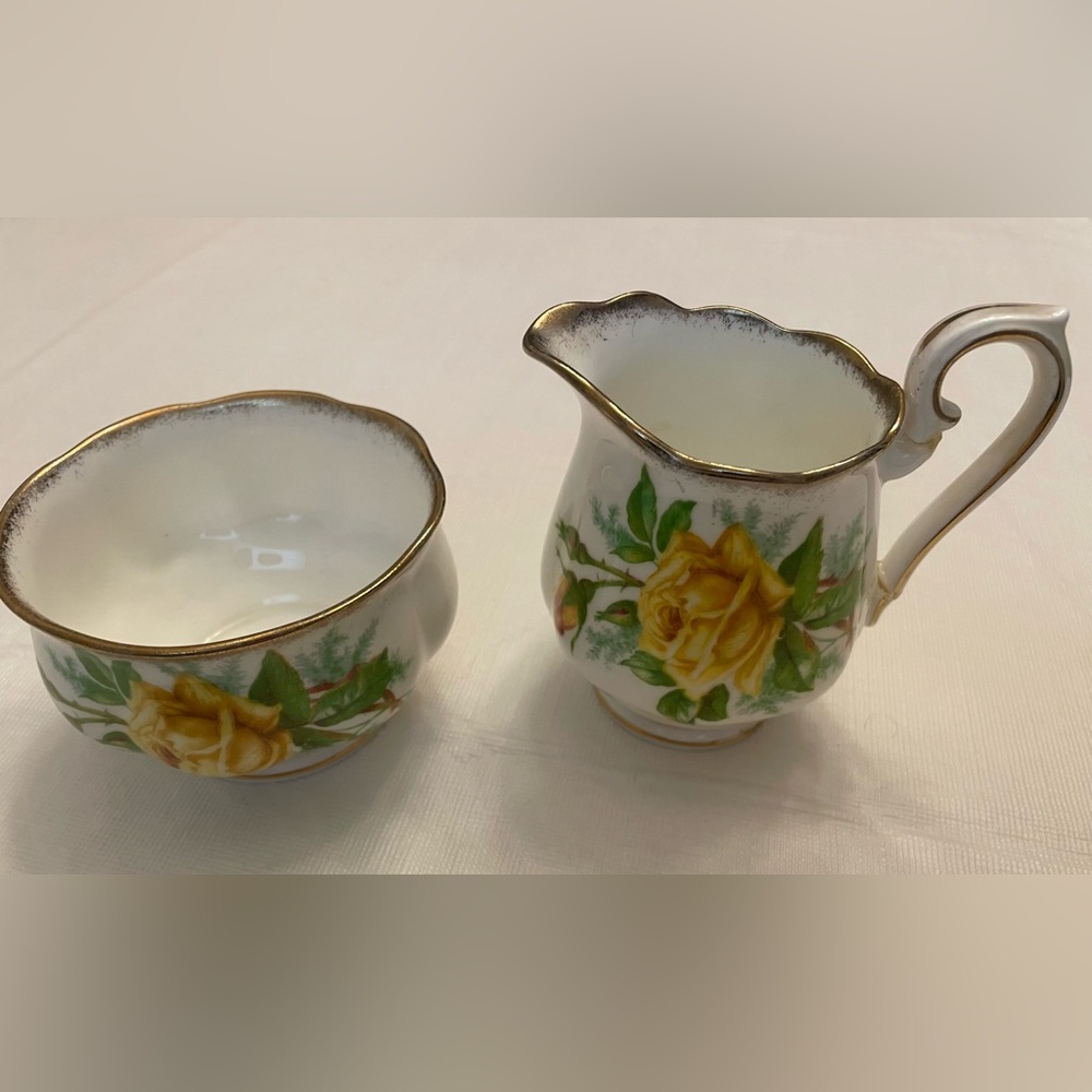 Floral Cream and Sugar Set with Yellow Roses